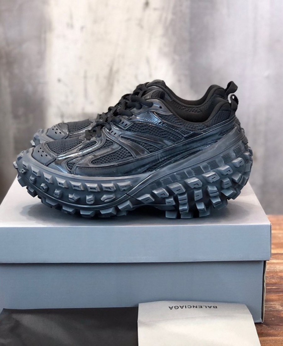 BALENCIAGA AYAKKABI 1