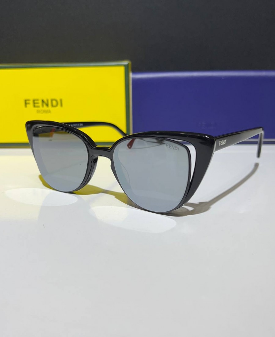 FENDİ GÖZLÜK 1