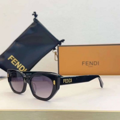 FENDİ GÖZLÜK 12