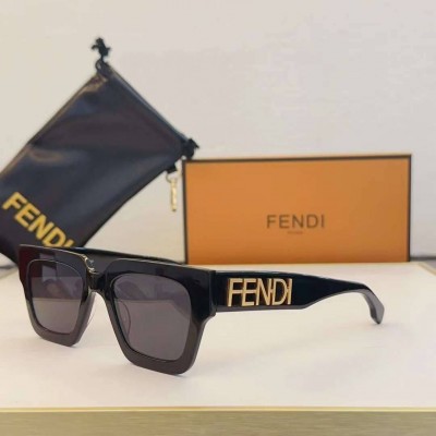 FENDİ GÖZLÜK 13