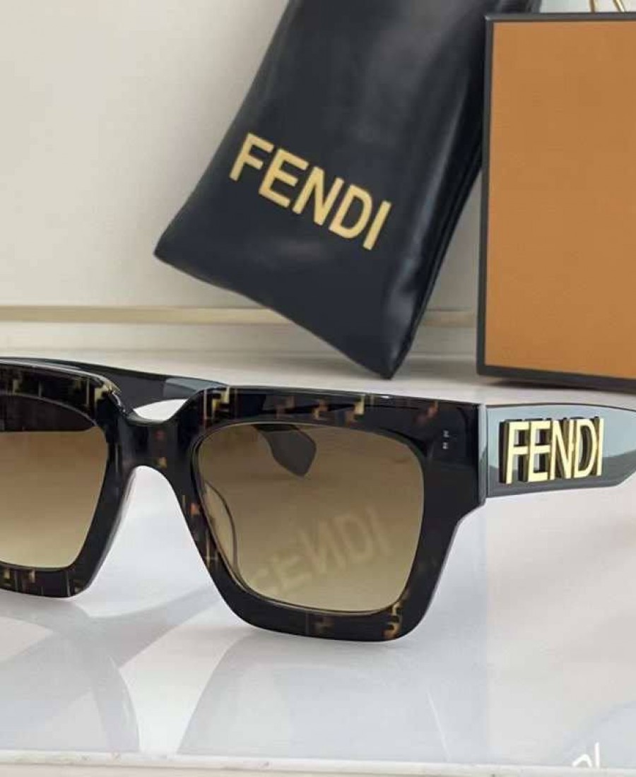 FENDİ GÖZLÜK 14