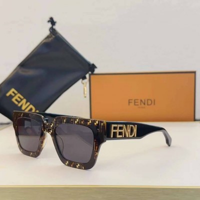 FENDİ GÖZLÜK 16