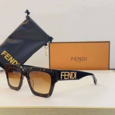 FENDİ GÖZLÜK 17