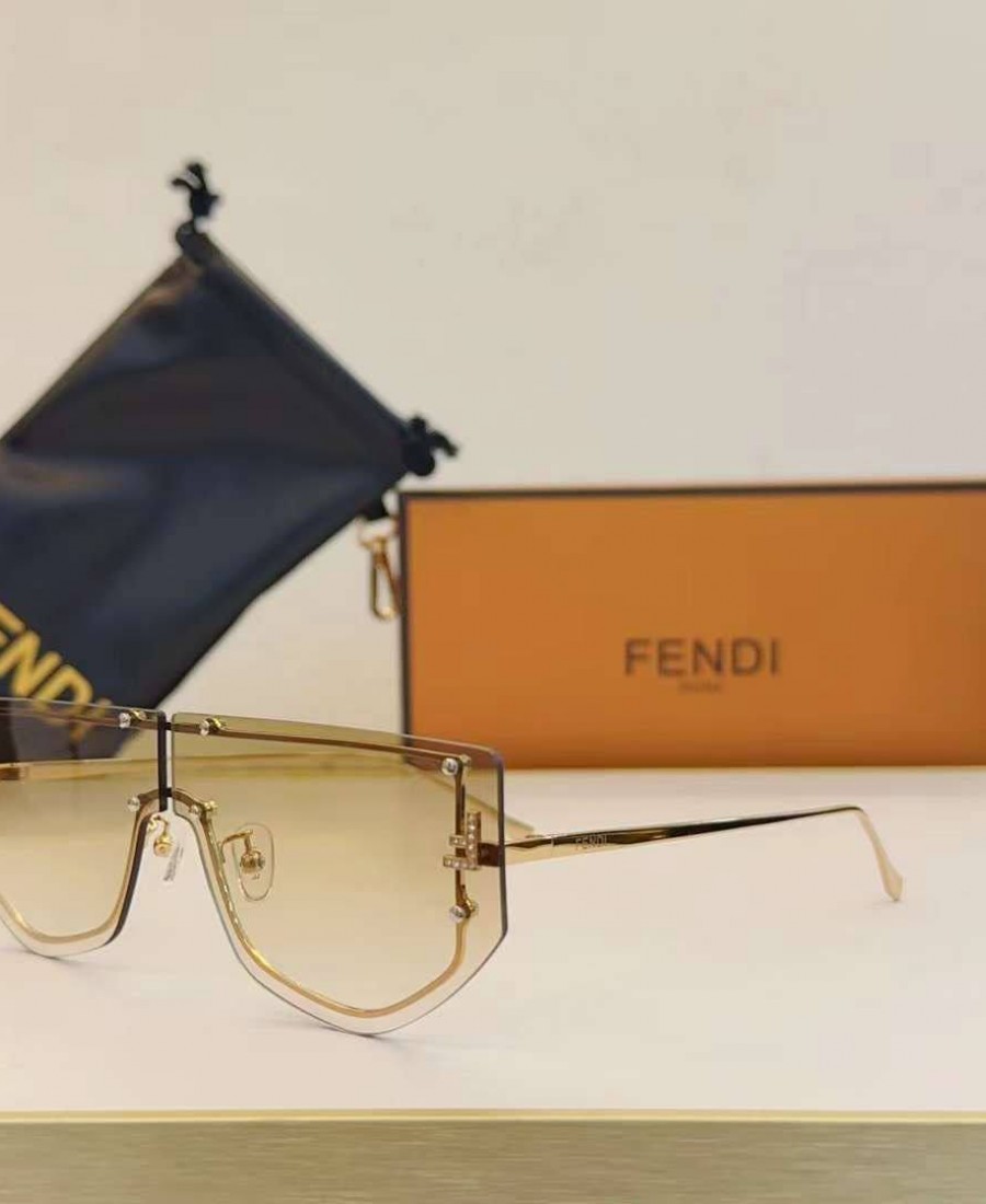 FENDİ GÖZLÜK 25