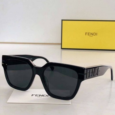 FENDİ GÖZLÜK 40