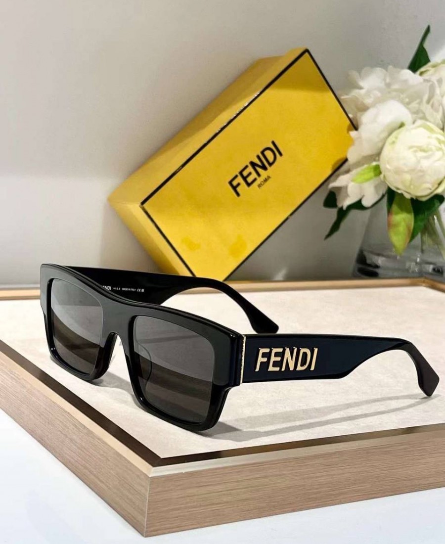 FENDİ GÖZLÜK 65