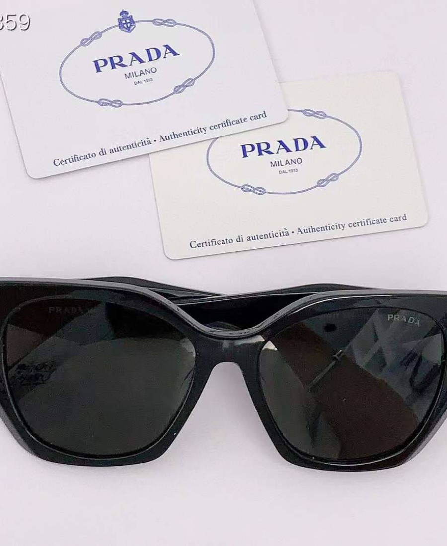 PRADA GÖZLÜK 56