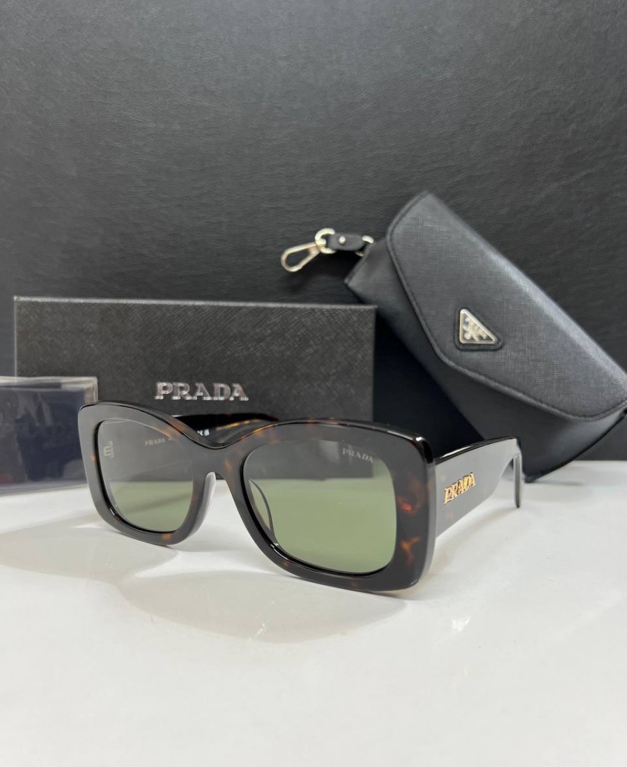 PRADA GÖZLÜK 106