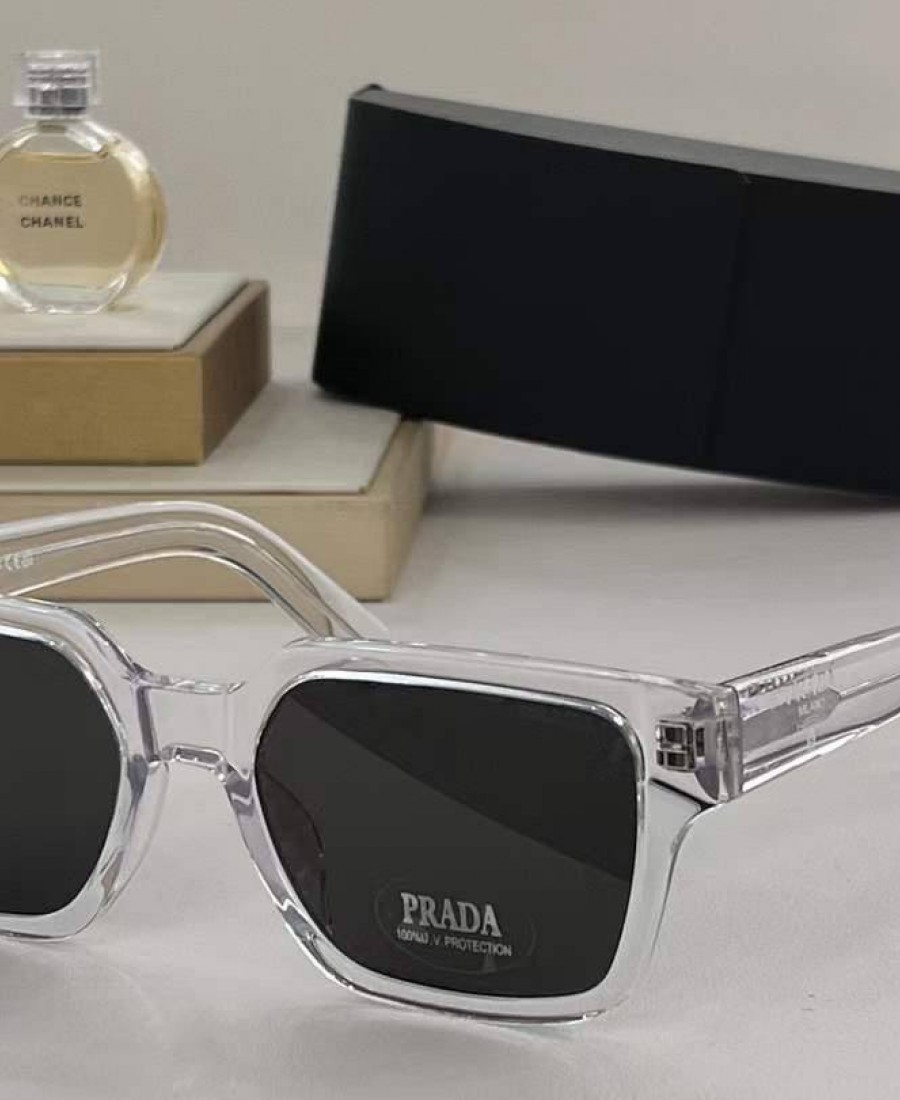 PRADA GÖZLÜK 109