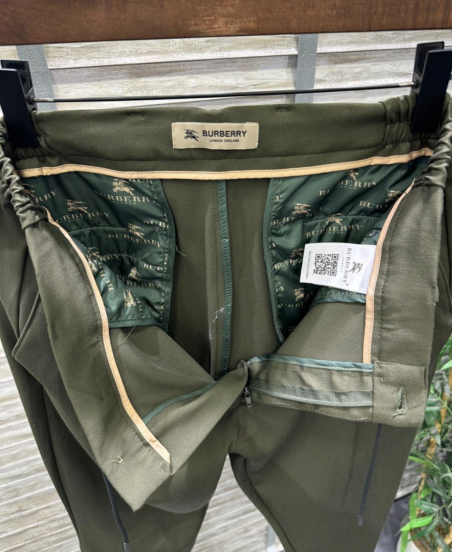 BURBERRY PANTOLON 3