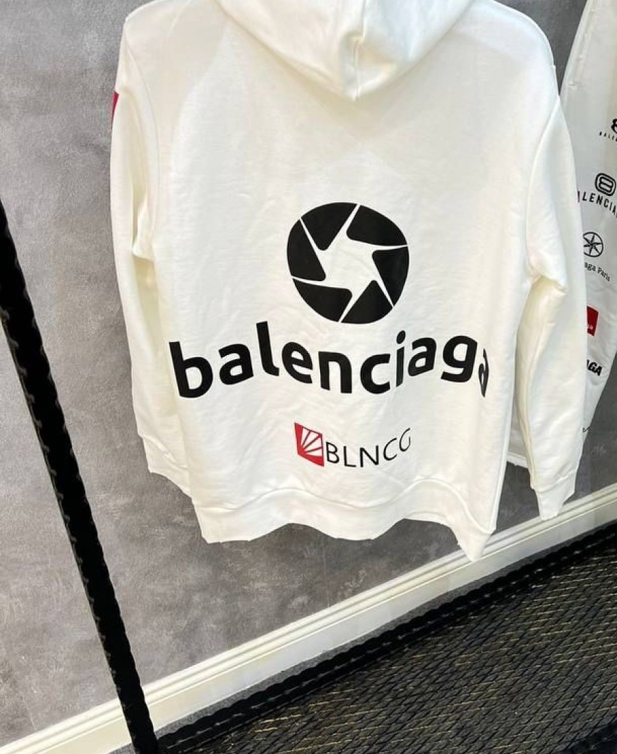 BALENCIAGA 5