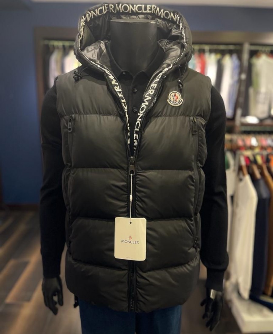 MONCLER YELEK 8