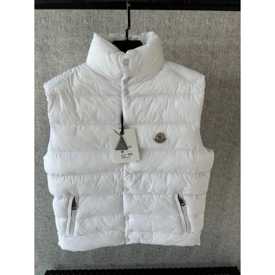 MONCLER YELEK 17