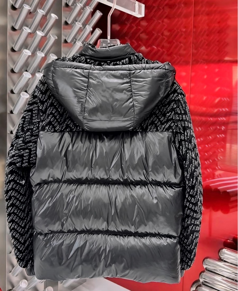 MONCLER KAZ TÜYÜ MONT 6