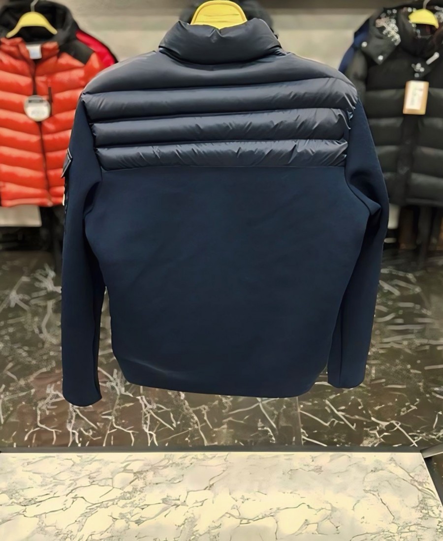 MONCLER MONT 33