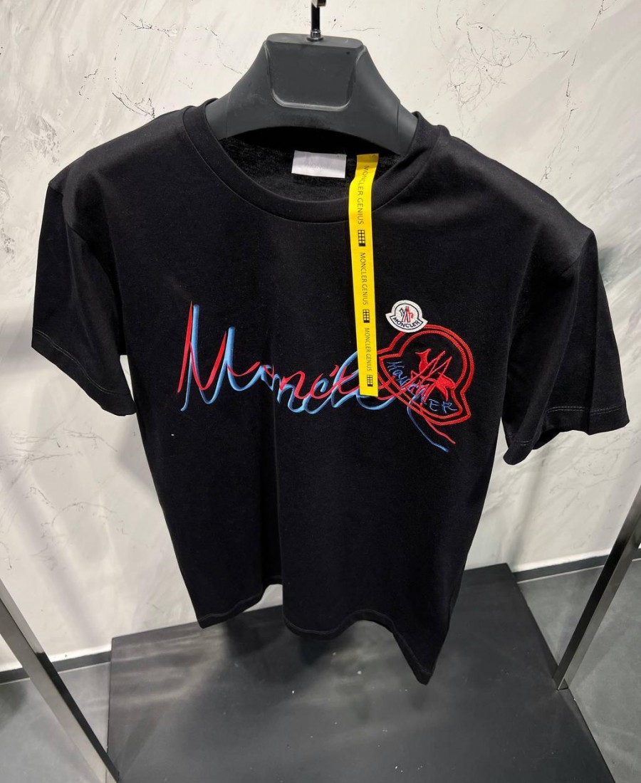 MONCLER TİŞÖRT 79