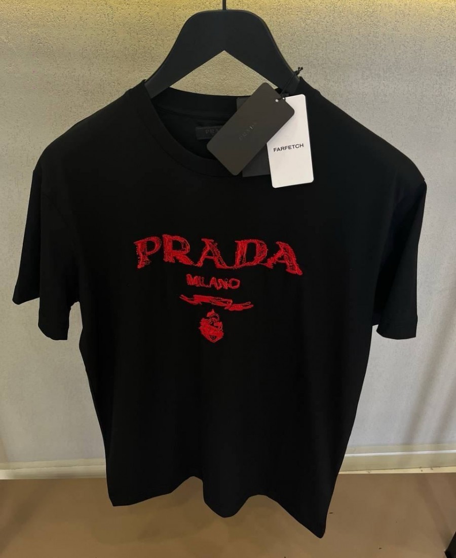 PRADA TİŞÖRT 28